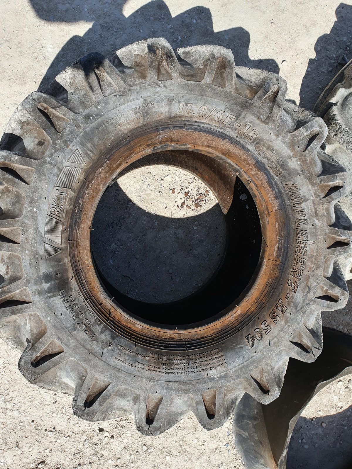 Pneu Manitou